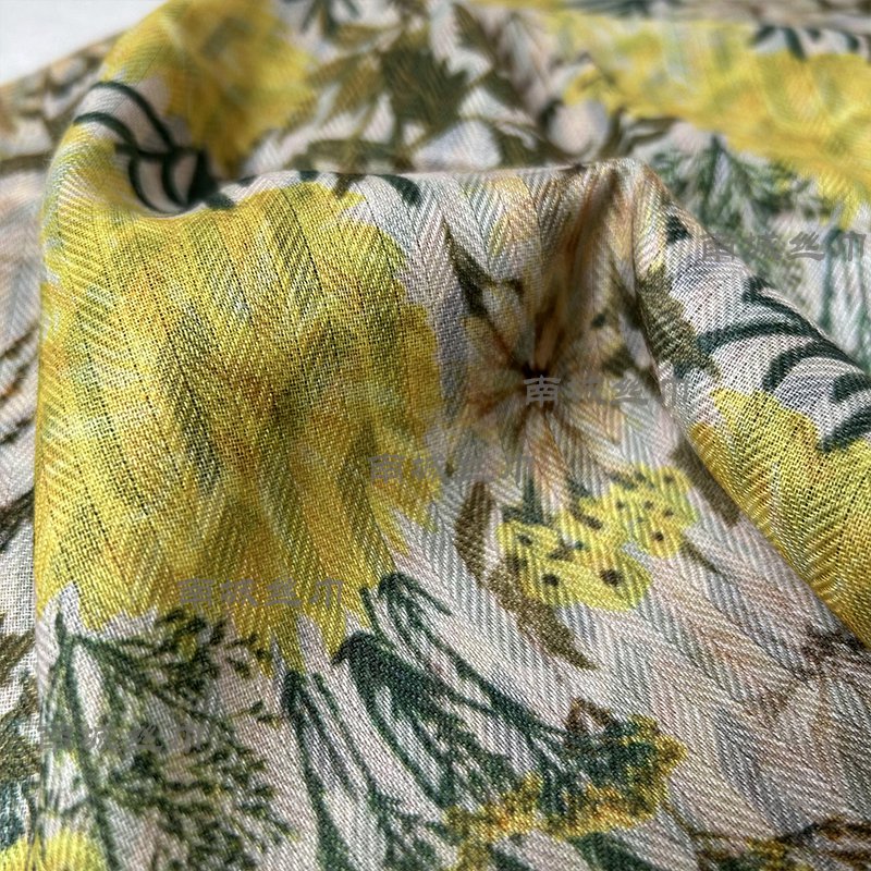 【Qiuli】New style scarf double-sided velvet feel 65 square scarf thick style literary versatile silk scarf