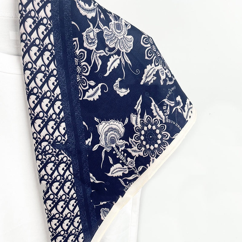 Navy blue and white double-sided two-color warm scarf