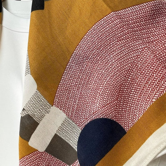 Trojan yellow series white fashionable warm scarf