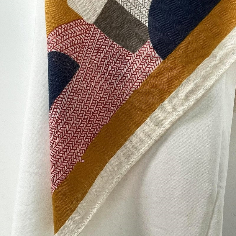 Trojan yellow series white fashionable warm scarf