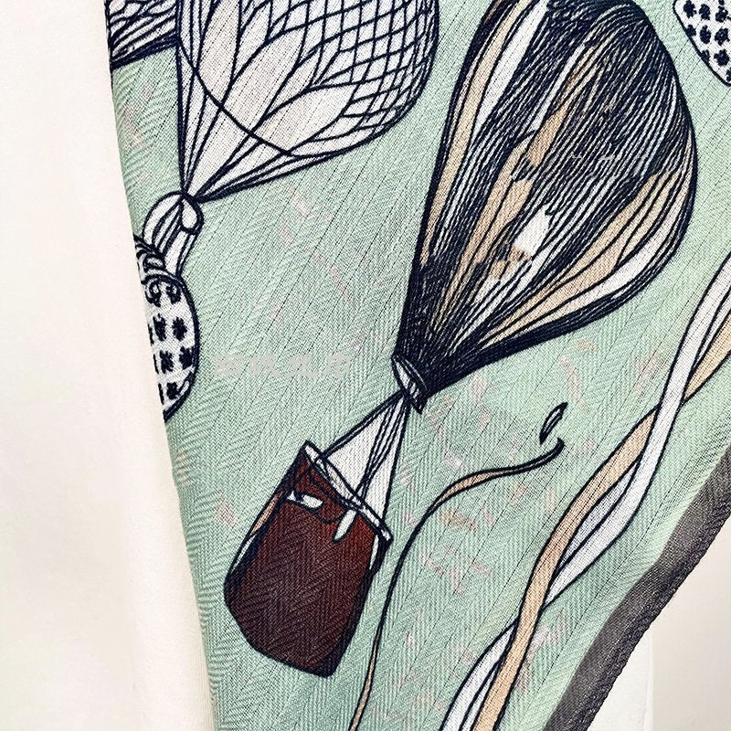 Hot Air Balloon Fashionable and Versatile Warm Scarf