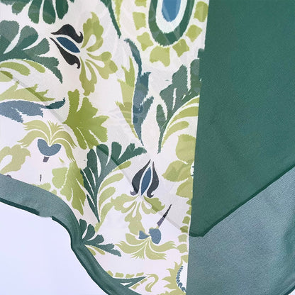 Triangular Bandana-Print Patchwork Scarf