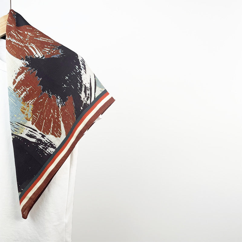 Artistic Graffiti-Print Warm Square Scarf (65×65cm)