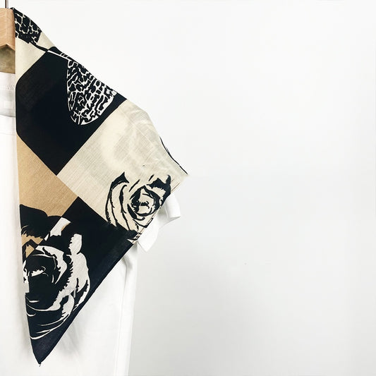 Hepburn Camellia Velvet Warm Scarf