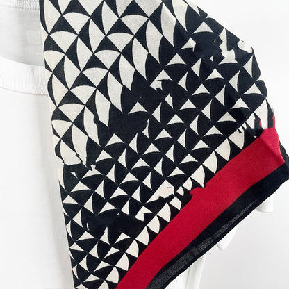 H-letter black and red high-end warm scarf