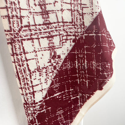 Red plaid scarf, flattering, stylish, and warm, 65cm wide.