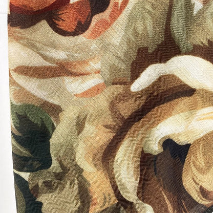 Rose Story Medieval Oil Painting Style Velvet Warm Scarf